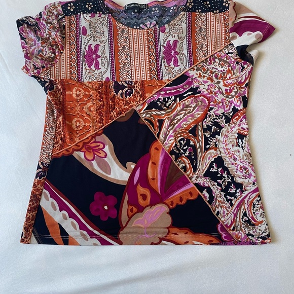 Multi-Patterned Floral Top - Picture 3 of 5